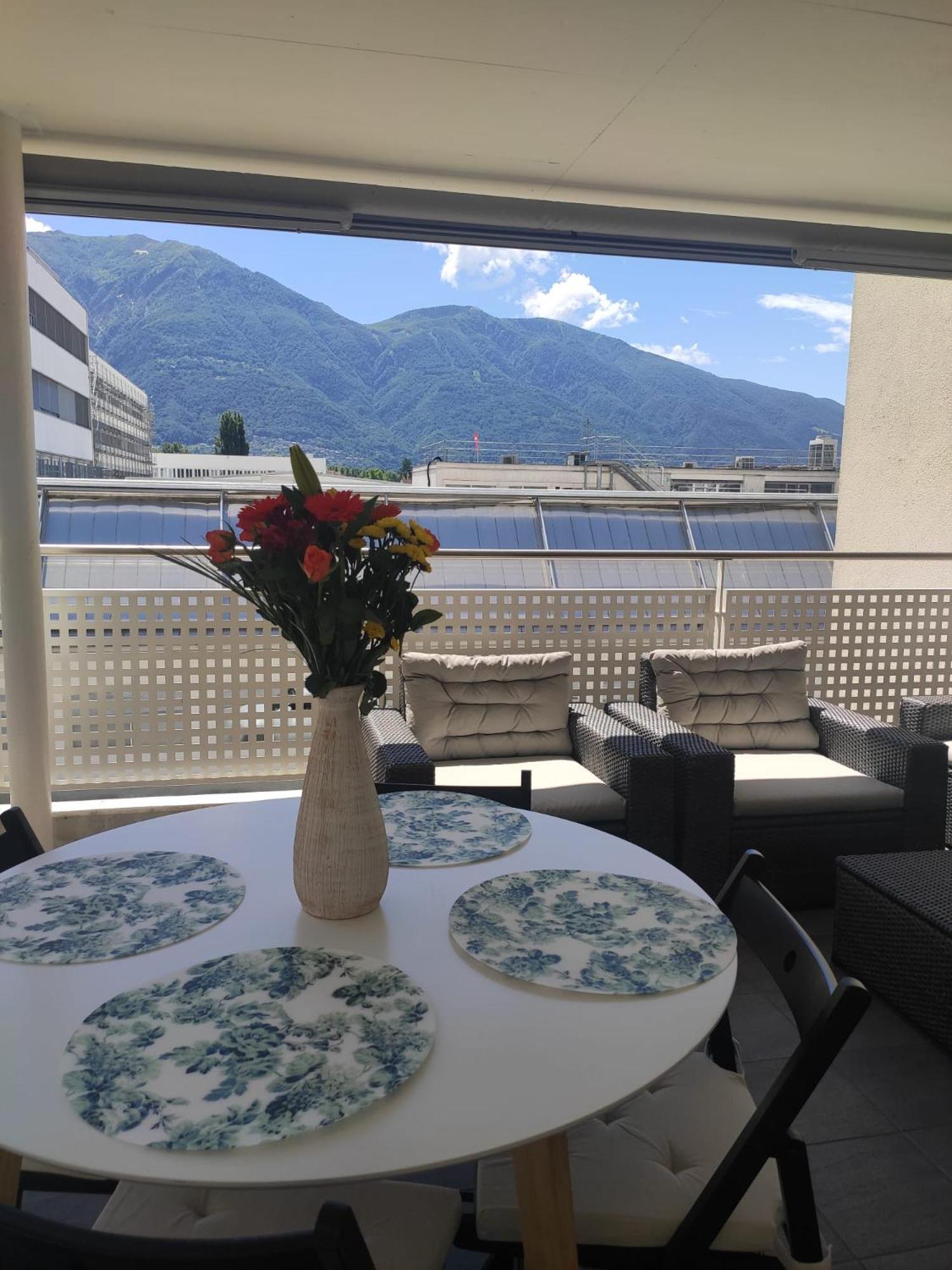 Casa Renoir - Schritte Zum Zee Apartman Locarno Kültér fotó