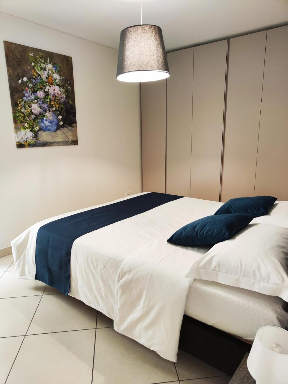 Casa Renoir - Schritte Zum Zee Apartman Locarno Kültér fotó
